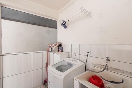 Casa à venda com 151m², 3 quartos e 2 vagas Casa à venda com 151m², 3 quartos e 2 vagasÁrea de Serviço