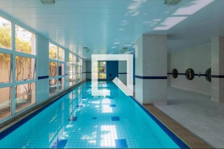 Apartamento para alugar com 76m², 2 quartos e 2 vagasÁrea comum - Piscina