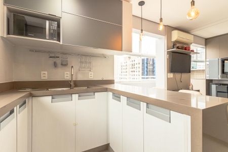 Apartamento para alugar com 76m², 2 quartos e 2 vagasCozinha