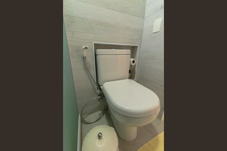 Apartamento para alugar com 76m², 2 quartos e 2 vagasBanheiro