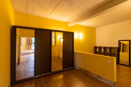 Casa de condomínio para alugar com 550m², 2 quartos e 4 vagasSuíte 2