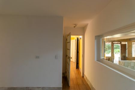 Casa de condomínio para alugar com 550m², 2 quartos e 4 vagasÁrea de Serviço