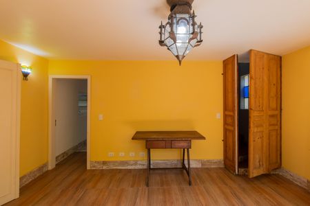 Casa de condomínio para alugar com 550m², 2 quartos e 4 vagasSala 3