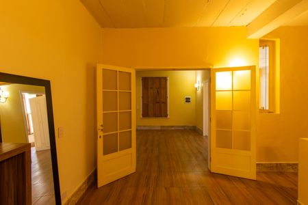 Casa de condomínio para alugar com 550m², 2 quartos e 4 vagasSuíte 2