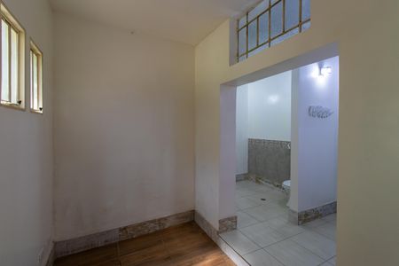 Casa de condomínio para alugar com 550m², 2 quartos e 4 vagasSuíte 1