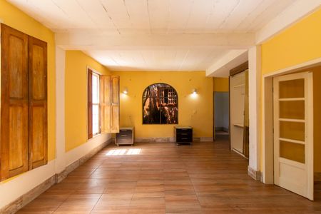 Casa de condomínio para alugar com 550m², 2 quartos e 4 vagasSuíte 1