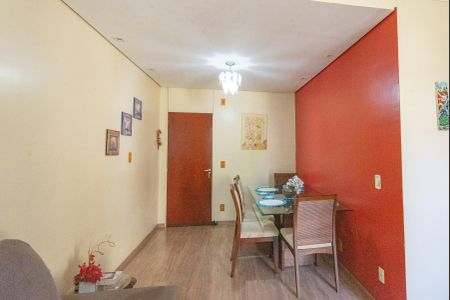 Apartamento à venda com 74m², 3 quartos e 1 vagaSala