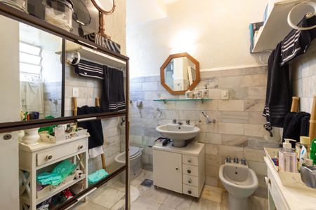 Apartamento para alugar com 277m², 4 quartos e 2 vagas Apartamento para alugar com 277m², 4 quartos e 2 vagasBanheiro