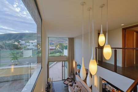 Casa de condomínio à venda com 240m², 3 quartos e 2 vagasCorredor