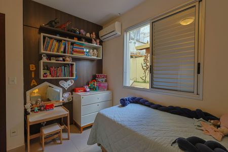 Apartamento à venda com 226m², 3 quartos e 2 vagas Apartamento à venda com 226m², 3 quartos e 2 vagasQuarto 2