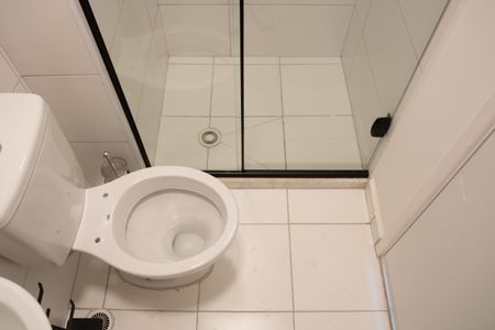 Apartamento à venda com 36m², 2 quartos e sem vaga Apartamento à venda com 36m², 2 quartos e sem vagaBanheiro