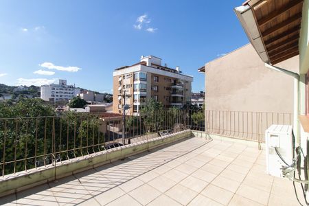 Casa à venda com 280m², 5 quartos e 6 vagasSacada da  Cobertura