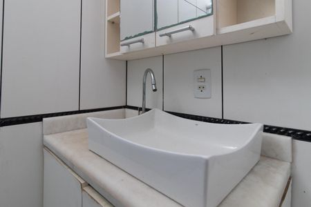 Casa à venda com 280m², 5 quartos e 6 vagasBanheiro da Suíte