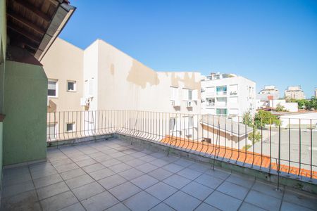 Casa à venda com 280m², 5 quartos e 6 vagasSacada da  Cobertura