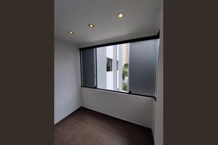 Apartamento para alugar com 69m², 3 quartos e 1 vaga Apartamento para alugar com 69m², 3 quartos e 1 vagaSacada