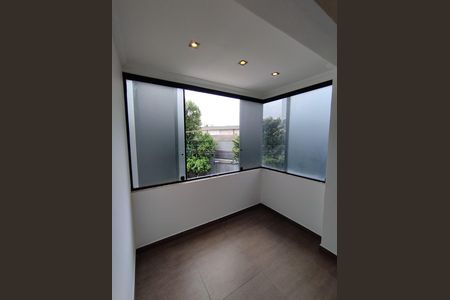 Apartamento para alugar com 69m², 3 quartos e 1 vaga Apartamento para alugar com 69m², 3 quartos e 1 vagaSacada