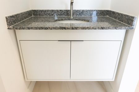 Apartamento para alugar com 35m², 2 quartos e sem vaga Apartamento para alugar com 35m², 2 quartos e sem vagaBanheiro