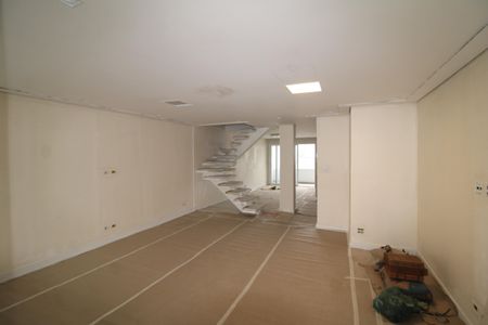 Sala de casa para alugar com 3 quartos, 300m² em Vila Dom Pedro Ii, São Paulo