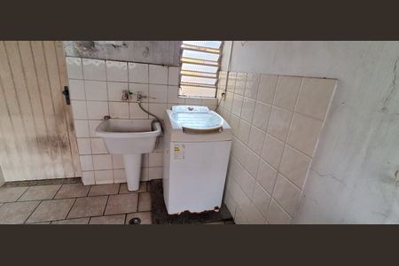 Casa à venda com 140m², 2 quartos e 2 vagas Casa à venda com 140m², 2 quartos e 2 vagasÁrea de Serviço