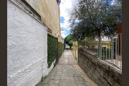 Casa à venda com 660m², 3 quartos e 10 vagas Casa à venda com 660m², 3 quartos e 10 vagasGaragem