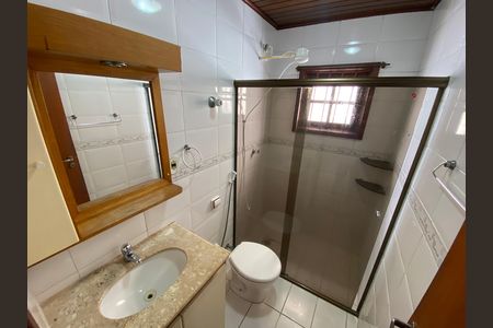 Casa à venda com 660m², 3 quartos e 10 vagas Casa à venda com 660m², 3 quartos e 10 vagasBanheiro da Suíte