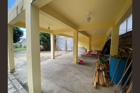 Casa à venda com 660m², 3 quartos e 10 vagas Casa à venda com 660m², 3 quartos e 10 vagasQuintal