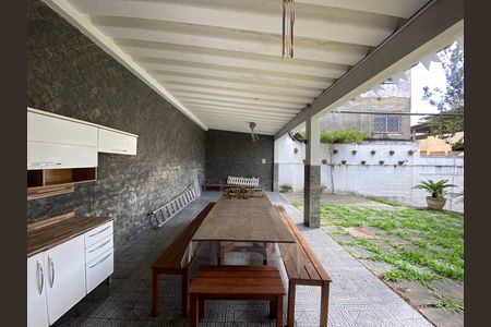 Casa à venda com 660m², 3 quartos e 10 vagas Casa à venda com 660m², 3 quartos e 10 vagasEspaço Gourmet
