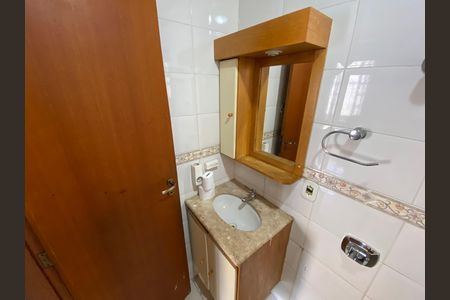 Casa à venda com 660m², 3 quartos e 10 vagas Casa à venda com 660m², 3 quartos e 10 vagasBanheiro