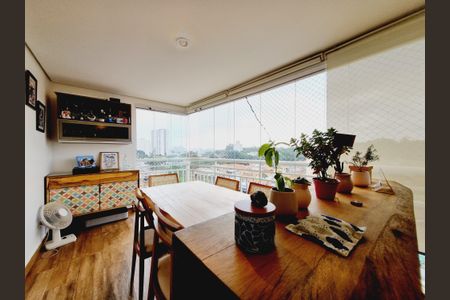 Apartamento à venda com 95m², 3 quartos e 2 vagasVaranda da Sala