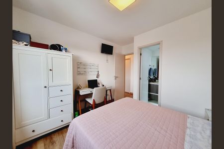 Apartamento à venda com 95m², 3 quartos e 2 vagasQuarto 2