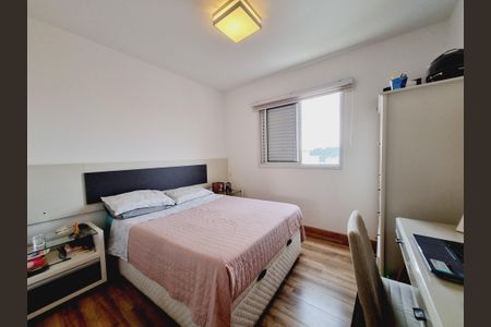 Apartamento à venda com 95m², 3 quartos e 2 vagasQuarto 2