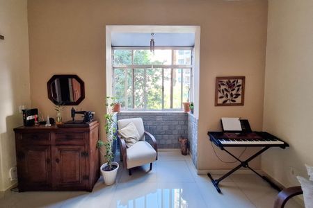 Apartamento à venda com 55m², 2 quartos e sem vagaSala