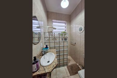 Apartamento à venda com 55m², 2 quartos e sem vagaBanheiro