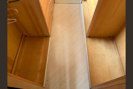 Apartamento à venda com 77m², 2 quartos e 1 vagaQuarto 2