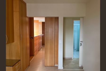 Apartamento à venda com 77m², 2 quartos e 1 vagaQuarto 2