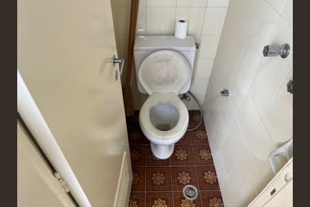 Apartamento à venda com 77m², 2 quartos e 1 vagaÁrea de Serviço