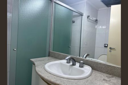 Apartamento à venda com 77m², 2 quartos e 1 vagaBanheiro