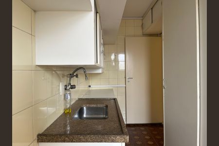 Apartamento à venda com 77m², 2 quartos e 1 vagaCozinha
