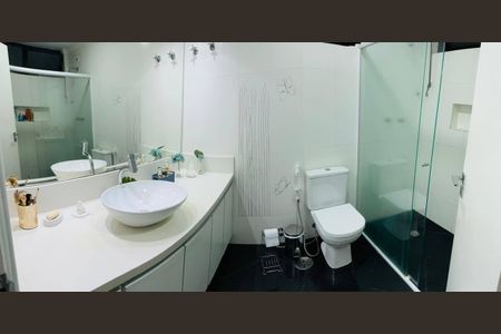 Apartamento à venda com 152m², 3 quartos e 2 vagas