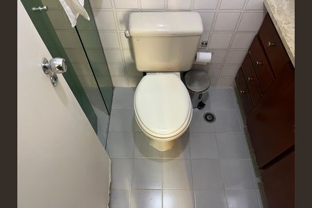 Apartamento para alugar com 90m², 3 quartos e 2 vagas Apartamento para alugar com 90m², 3 quartos e 2 vagasBanheiro da Suíte