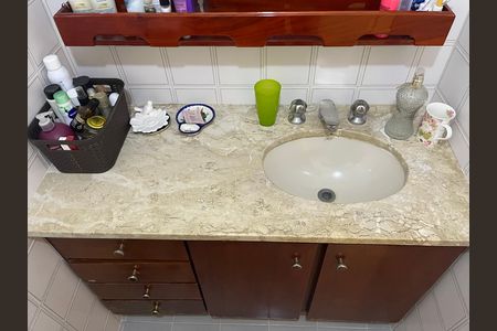 Apartamento para alugar com 90m², 3 quartos e 2 vagas Apartamento para alugar com 90m², 3 quartos e 2 vagasBanheiro da Suíte
