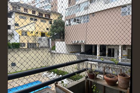 Apartamento para alugar com 90m², 3 quartos e 2 vagas Apartamento para alugar com 90m², 3 quartos e 2 vagasVaranda