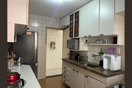 Apartamento para alugar com 90m², 3 quartos e 2 vagas Apartamento para alugar com 90m², 3 quartos e 2 vagasCozinha