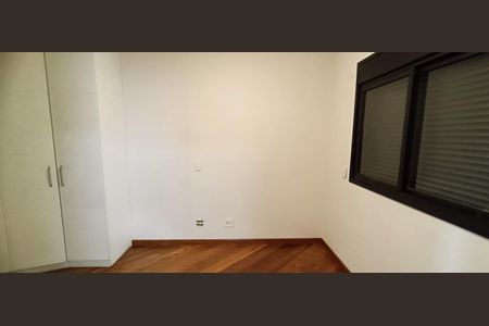 Apartamento para alugar com 200m², 5 quartos e 4 vagas Apartamento para alugar com 200m², 5 quartos e 4 vagasSuíte 2