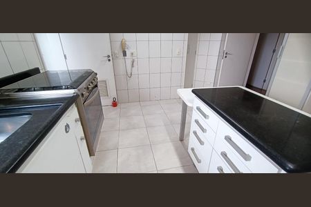 Apartamento para alugar com 200m², 5 quartos e 4 vagas Apartamento para alugar com 200m², 5 quartos e 4 vagasCozinha