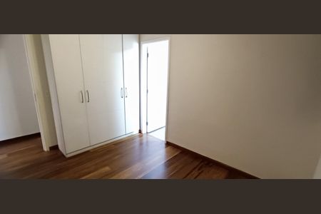 Apartamento para alugar com 200m², 5 quartos e 4 vagas Apartamento para alugar com 200m², 5 quartos e 4 vagasSuíte 3