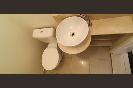 Apartamento para alugar com 200m², 5 quartos e 4 vagas Apartamento para alugar com 200m², 5 quartos e 4 vagasLavabo