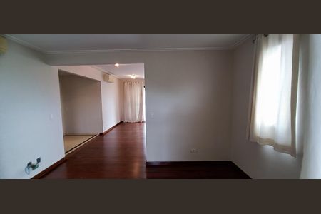 Apartamento para alugar com 200m², 5 quartos e 4 vagas Apartamento para alugar com 200m², 5 quartos e 4 vagasSala de Jantar