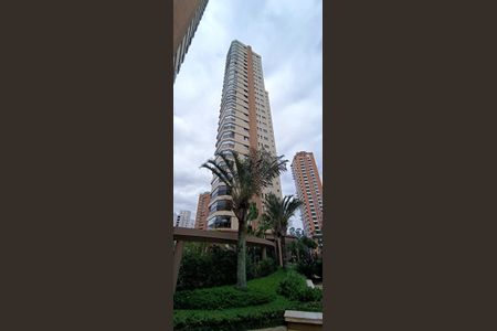 Apartamento para alugar com 200m², 5 quartos e 4 vagas Apartamento para alugar com 200m², 5 quartos e 4 vagasFachada