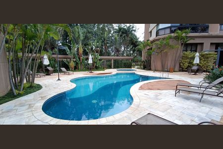 Apartamento para alugar com 200m², 5 quartos e 4 vagas Apartamento para alugar com 200m², 5 quartos e 4 vagasÁrea comum - Piscina